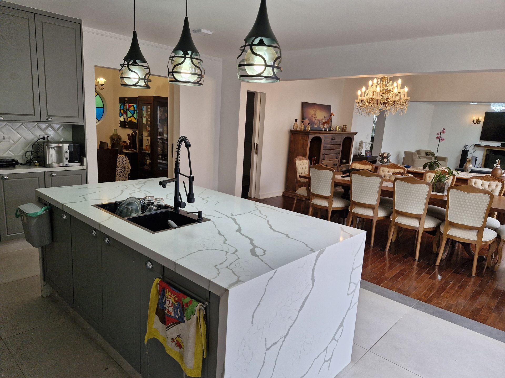 Cozinha e sala de jantar